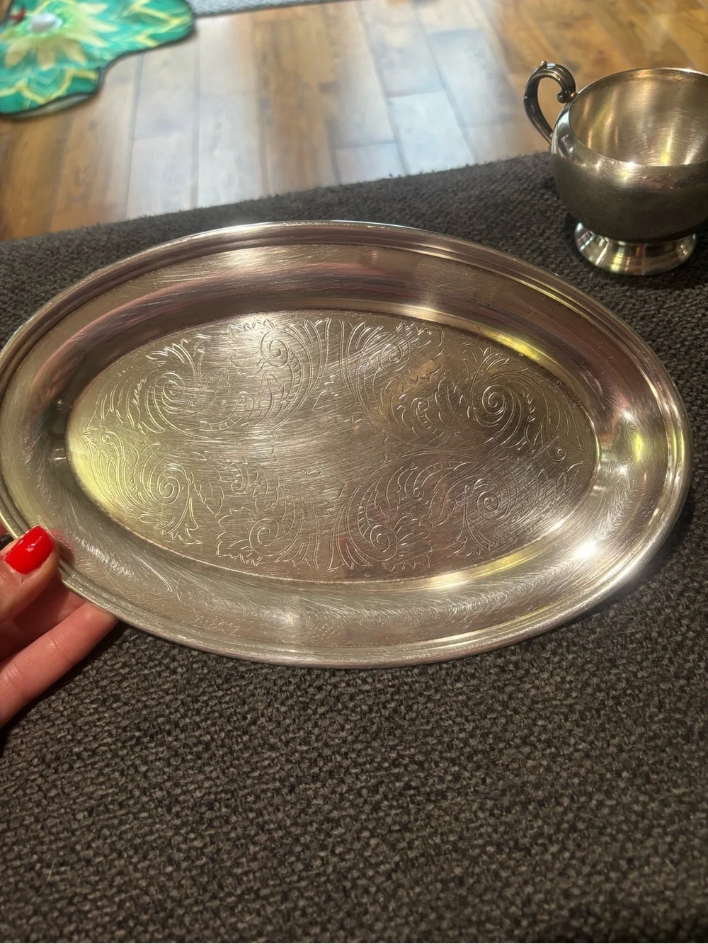 Vintage Oneida Silver Creamer & Embossed Oval Tray Set - Elegant Serving Pieces